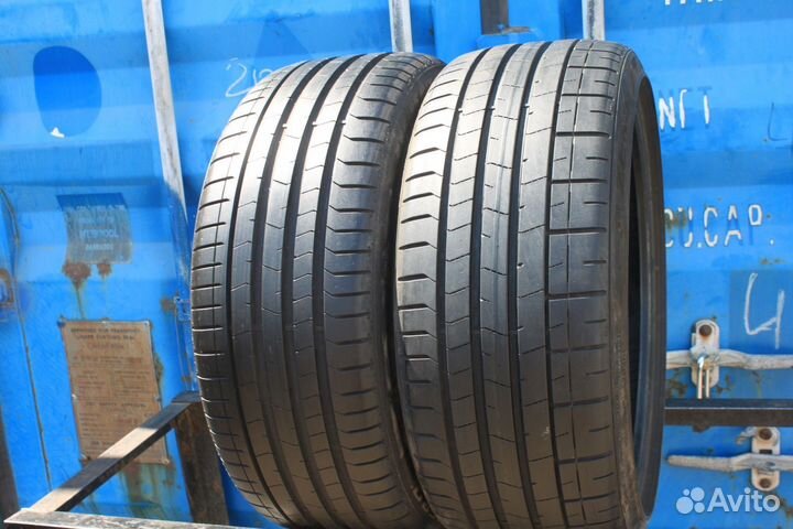 Pirelli P Zero PZ4 235/35 R19 91Y