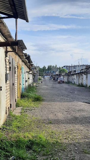 Гараж, > 30 м²