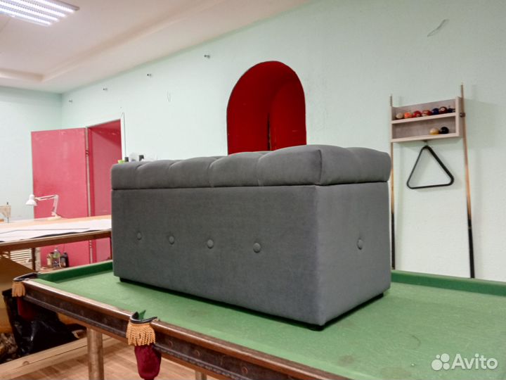 Банкетка в прихожую с ящиком