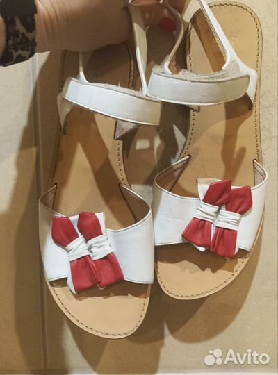 Сандалии для девочки 38 размер IL gufo