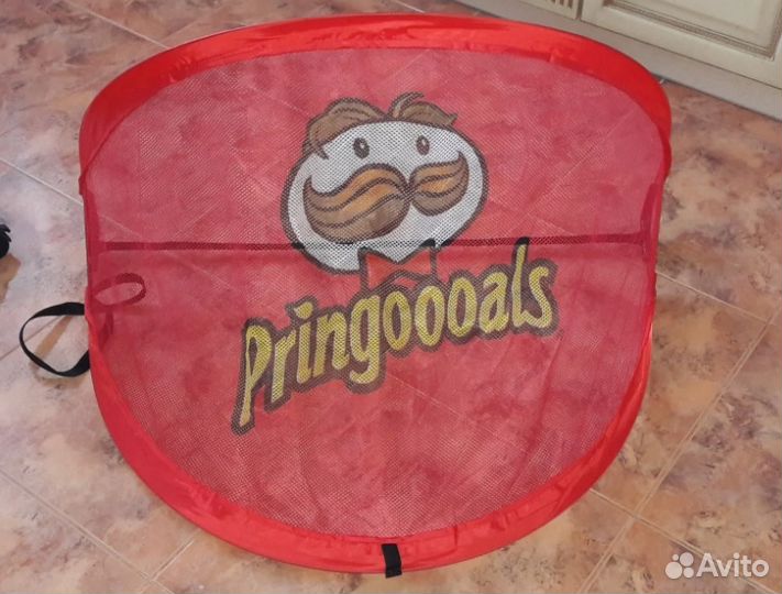 Футбольные ворота Pringles