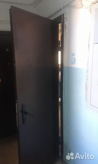 Дверь входная металлическая