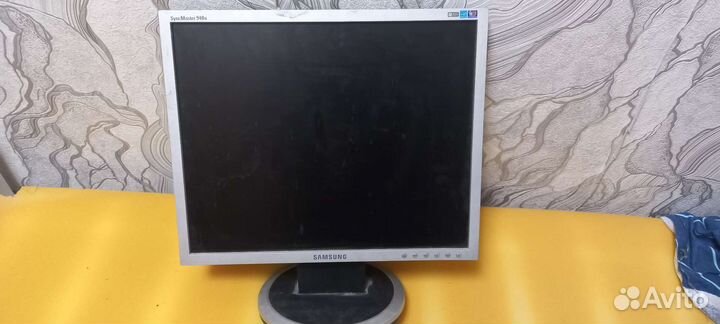 Монитор Samsung 20 19 17