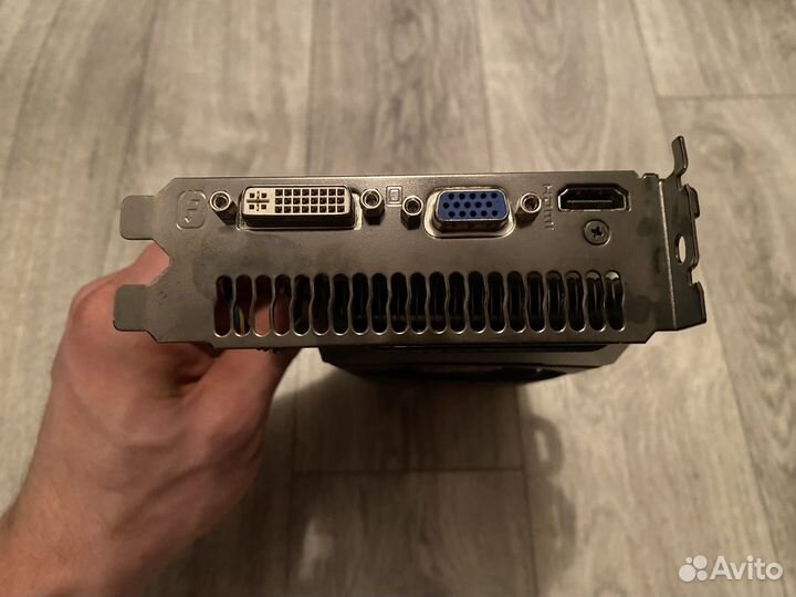 Видеокарта gtx 550ti 1gb