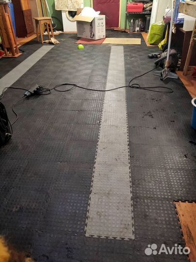 Модульная плитка пвх для офиса