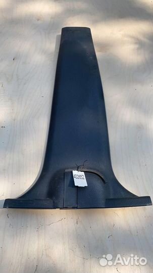 Обшивка центральной стойки левая Opel Monterey А