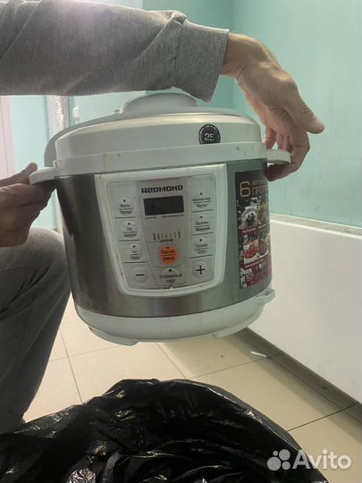 Мультиварка redmond