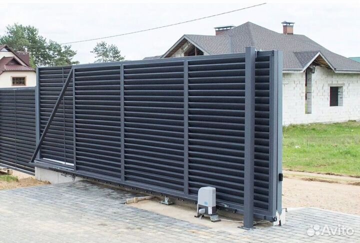 Откатные ворота из Ламели