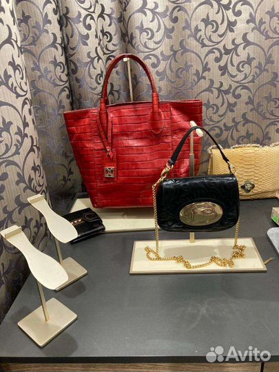 Стойки для сумок и обуви