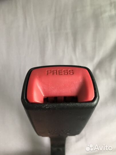 Замок ремня безопасности Mitsubishi Lancer X