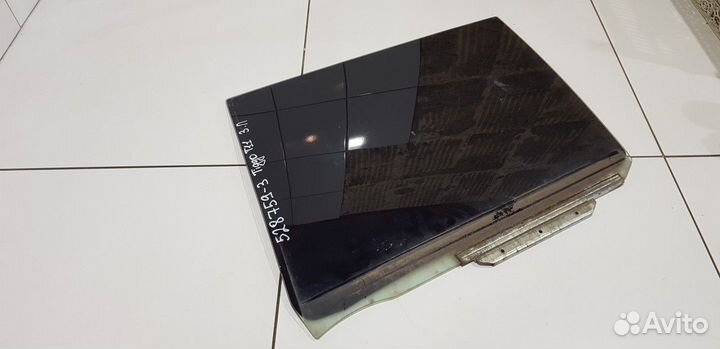 Стекло двери заднее левое