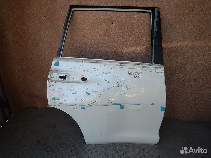 Дверь задняя правая Toyota Land Cruiser Prado