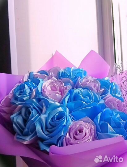 Цветы из атласных лент