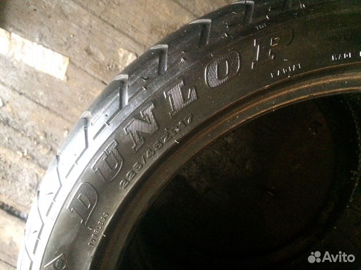 Dunlop SP Sport 8000 225/45 R17 Z