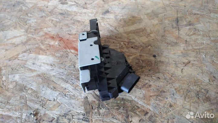 Замок задней двери Форд Транзит 2014-2021