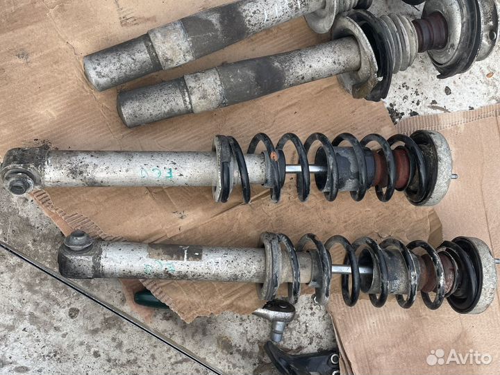 Стойки бмв е60