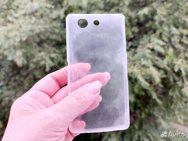 Чехол и стекло на Sony Xperia Z3 Compact