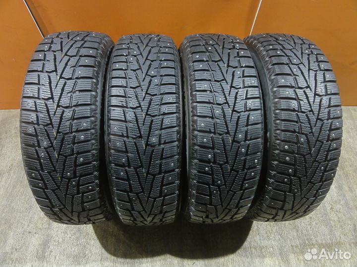 Nexen Winguard Spike SUV 215/65 R16 102T