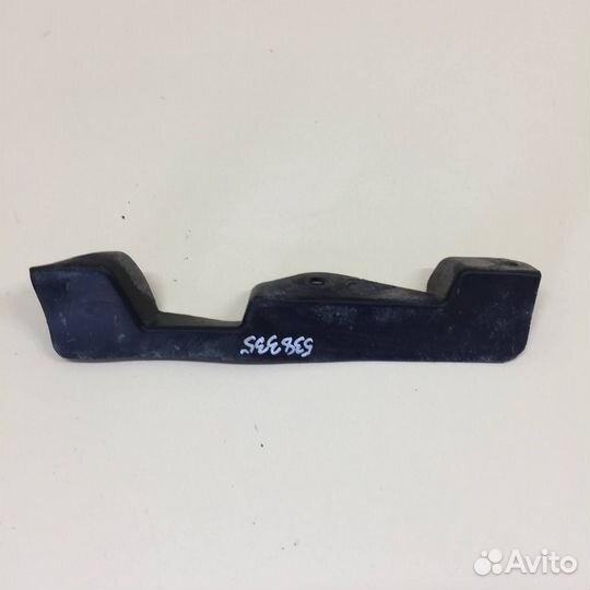 Брызговик передний правый Toyota Camry V50 2011-20