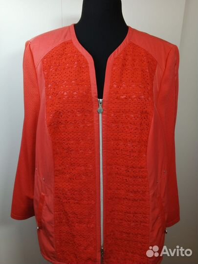 Куртка женская пиджаком большого размера