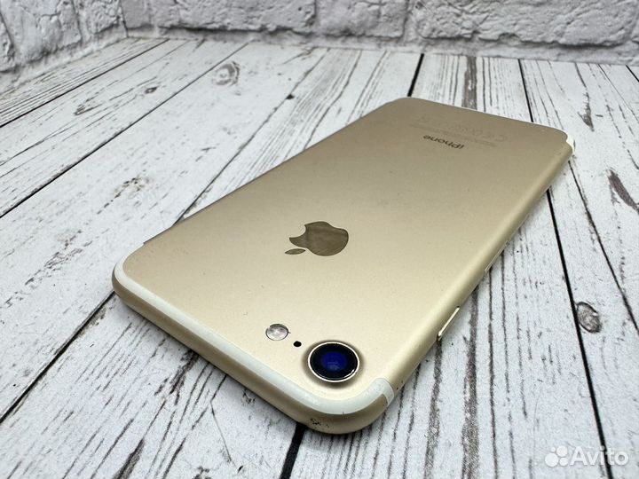 iPhone 7, 32 ГБ