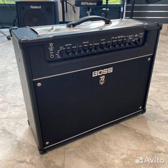 Комбоусилитель Boss Katana Artist MK2 100 Вт