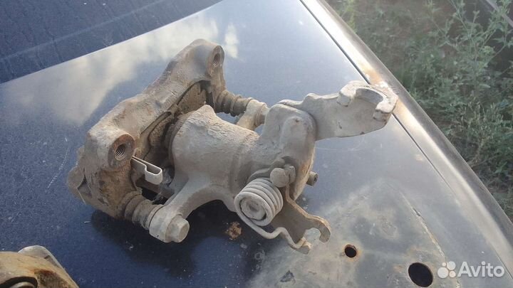 Суппорт Ниссан Цефиро Максима а33