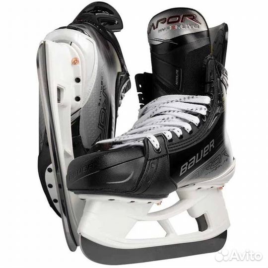 Хоккейные коньки Bauer Hyp2rlite SR 2023 года