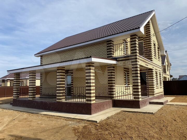 Дом 165 м² на участке 6,7 сот.