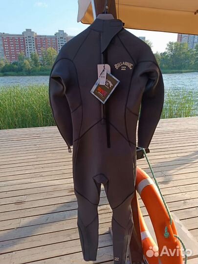 Гидрокостюм billabong 3/2 размер XL