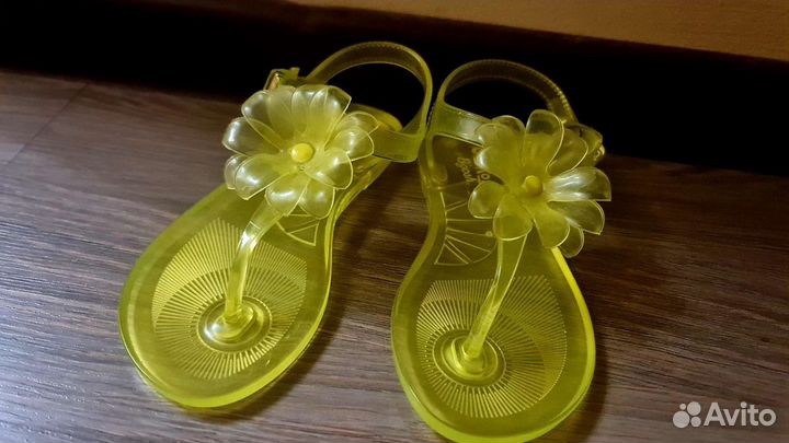 Силиконовые сандали для девочки, размер 10 (18 см)