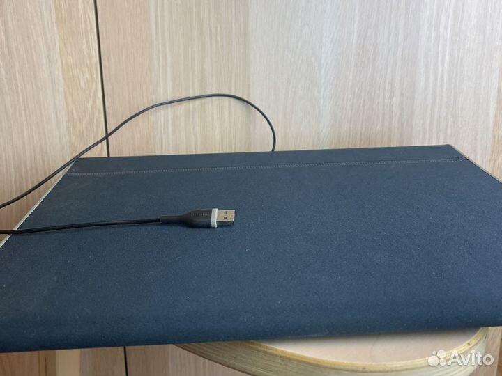 Подставка под ноутбук