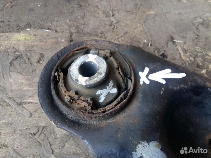 Рычаг передний левый Opel Meriva A 2003-2010