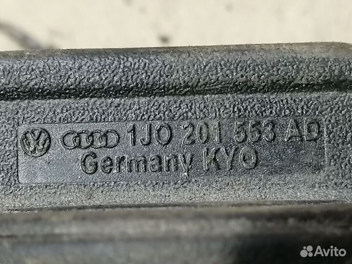 Крышка топливного бака для VW Golf VI 2009-2013