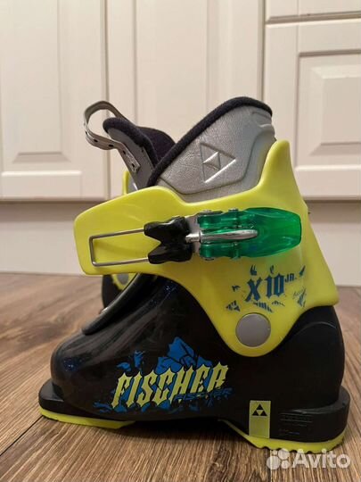 Горные лыжи и ботинки fischer на ребенка