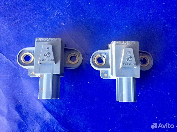 Датчик удара AirBag 1K0955557A VAG