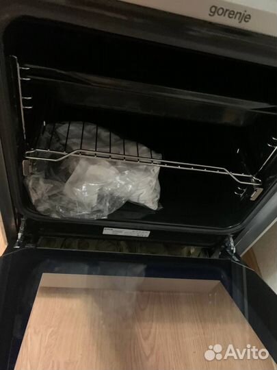 Электрическая плита с духовкой Gorenje