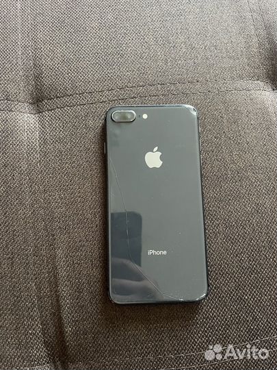 iPhone 8 Plus, 64 ГБ