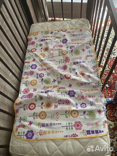 Детская кровать с матрасом