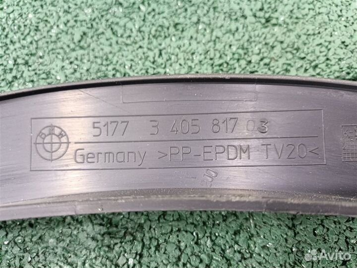 Накладка крыла передняя левая Bmw X3 E83 2008