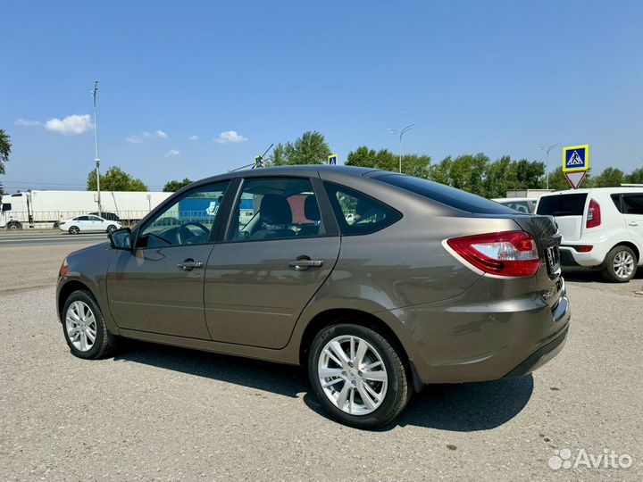 LADA Granta 1.6 МТ, 2024, 10 км