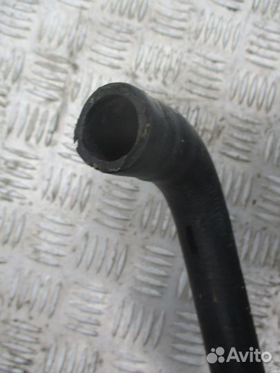 Патрубок радиатора Фольксваген Пассат Б5