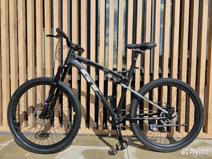 Велосипед GT Черный