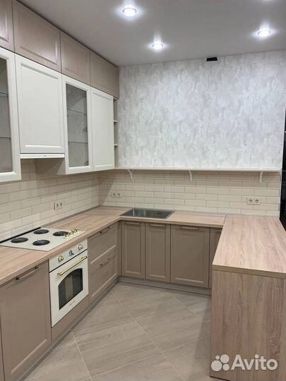 Прямой Кухонный гарнитур на заказ в Челябинске