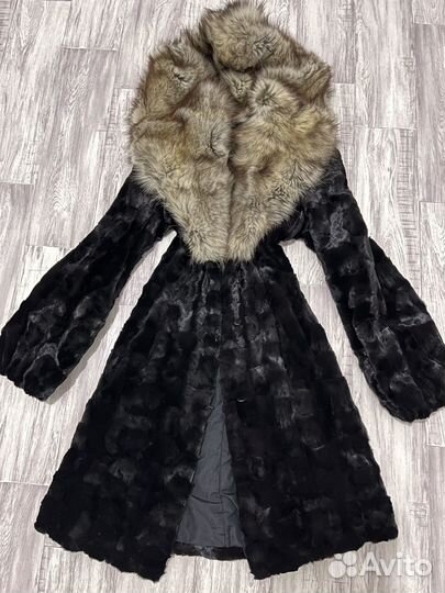 Шуба норковая с куницей Отличная