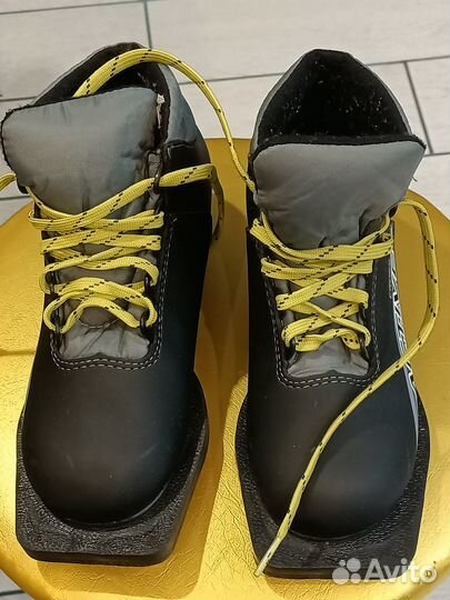 Лыжные ботинки 32 размер