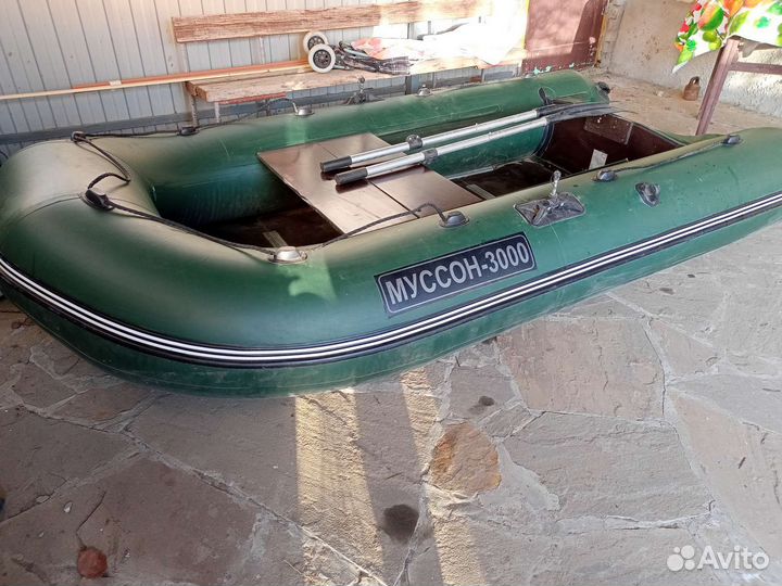 Лодка с матором