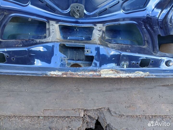 Крышка багажника mercedes w210