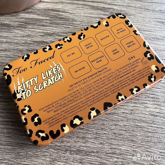 Палетка теней too faced