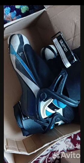 Лыжные ботинки